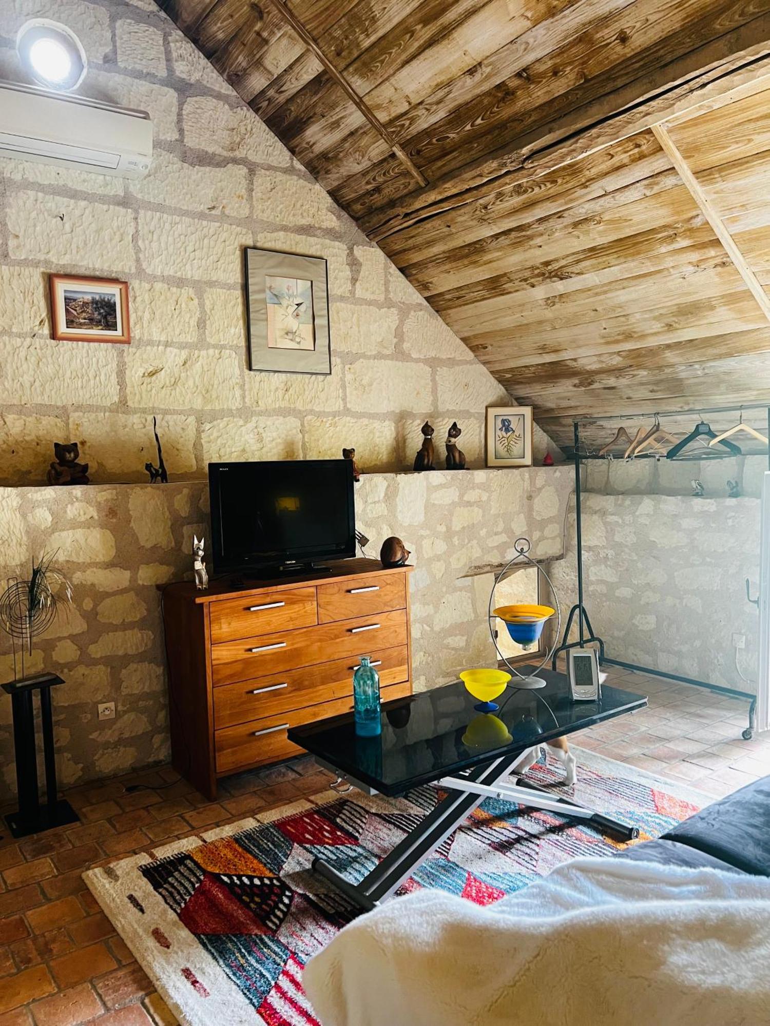 Chateau De La Thibaudiere - Chambre Du Tonneau Allonnes  外观 照片