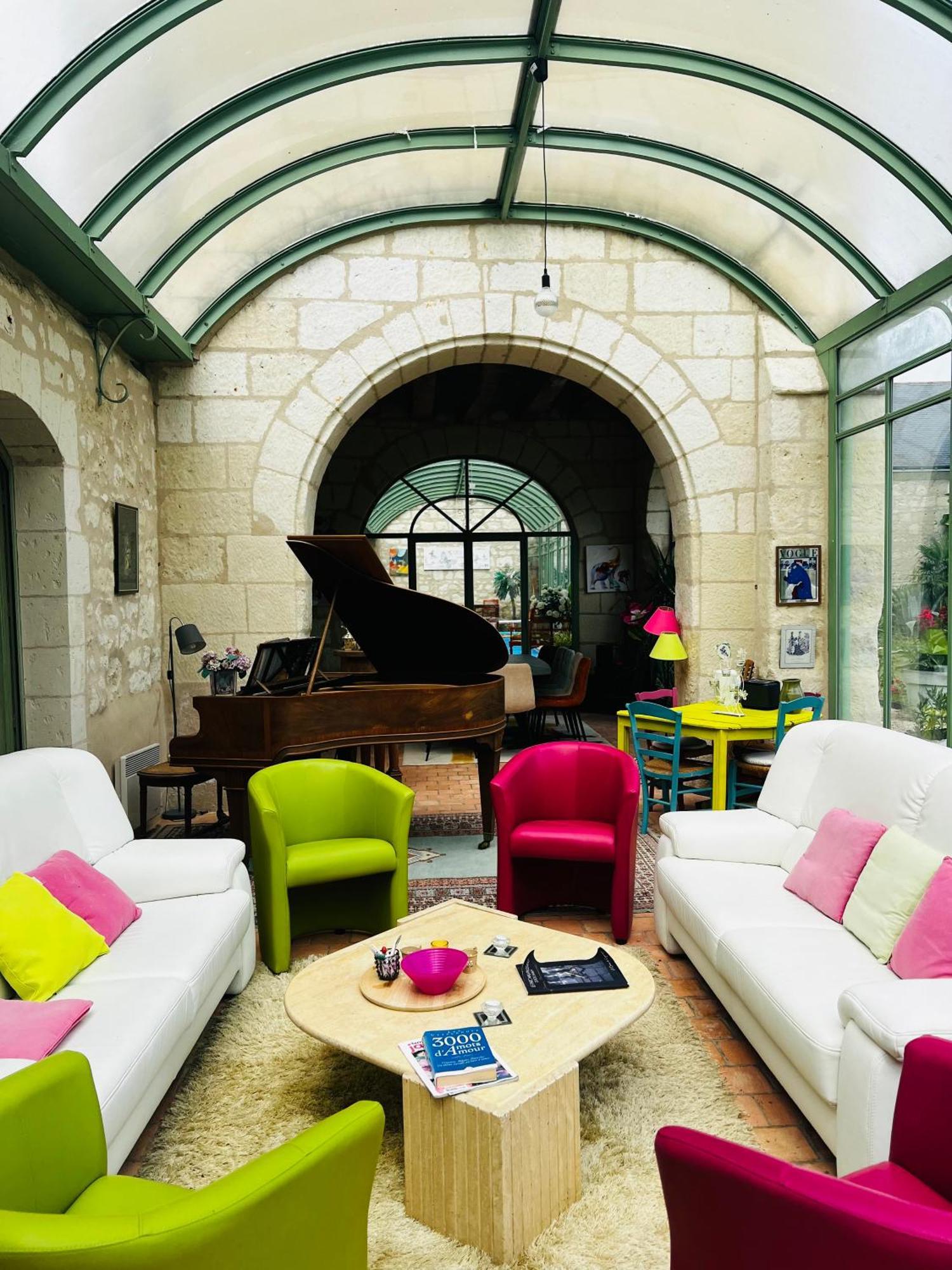 Chateau De La Thibaudiere - Chambre Du Tonneau Allonnes  外观 照片